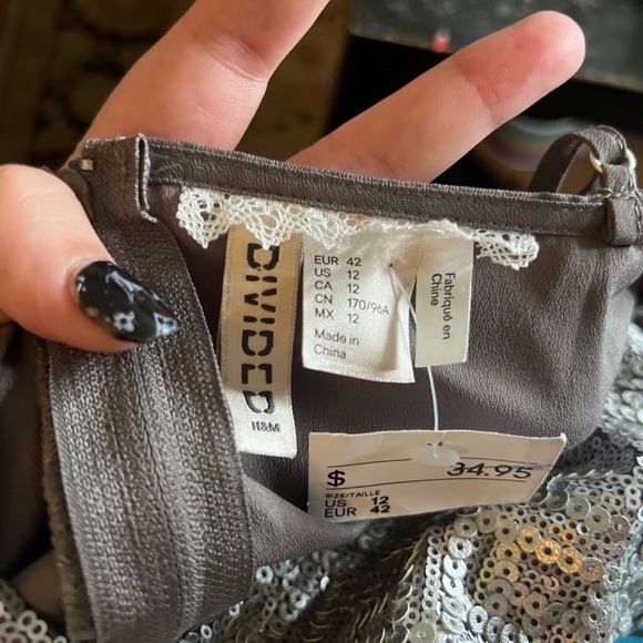 Divided H&M Dress Size 12 - Picture 5 of 5